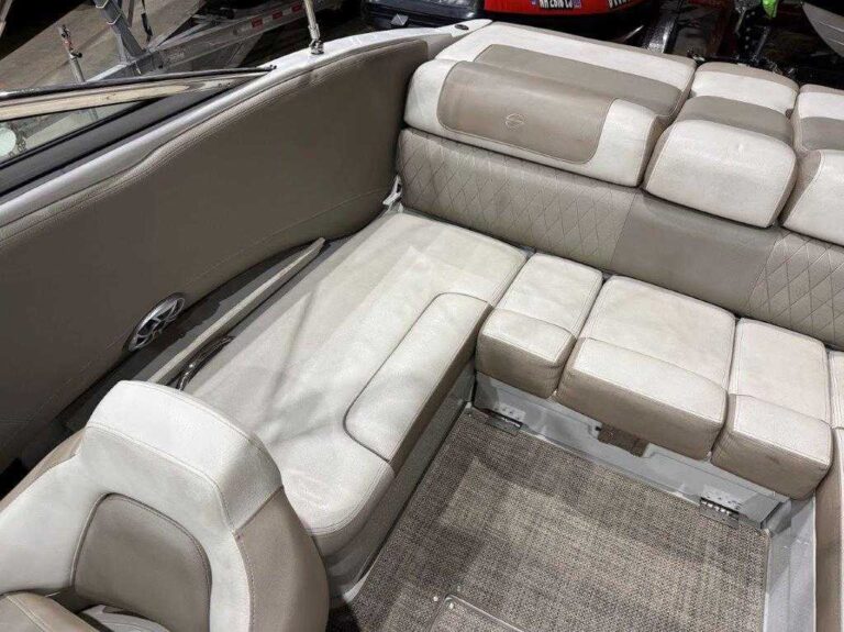 2018 Crownline 235 SS US-KIS84545A818 [photo 21]